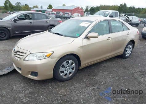 2010 Toyota Camry Le from USA, damaged, VIN 4T1BF3EK8AU059709